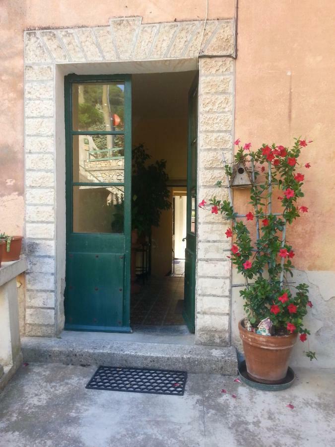 Via Cavasola Apartamento Finale Ligure Exterior foto